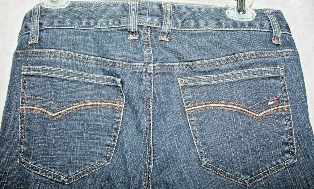Tommy Hilfiger Jeans Womens 6 Blue Dark Wash Bootcut Stretch Denim 29.5 Inseam